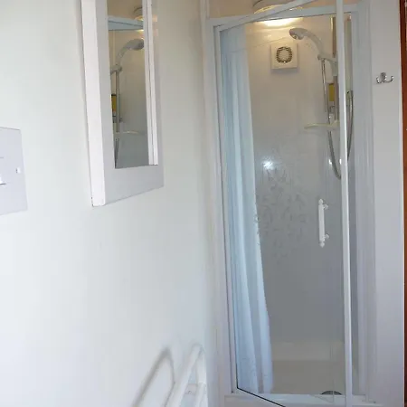Buckingham House Bed & Breakfast 3*