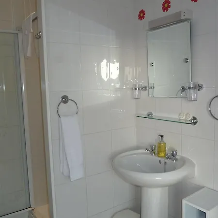 Buckingham House Bed & Breakfast 3*